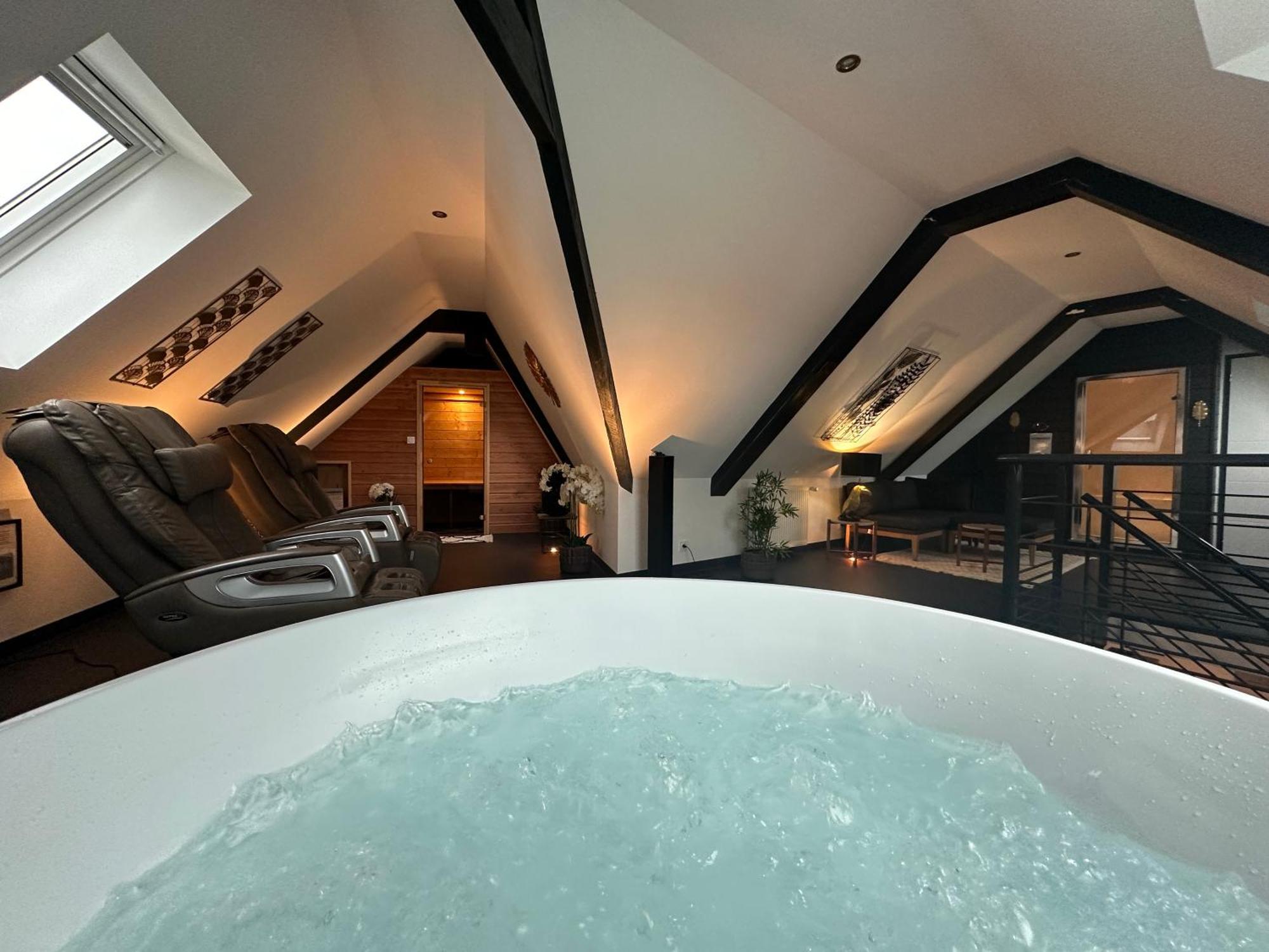 Les Suites De Bougainville กงการ์โน ภายนอก รูปภาพ